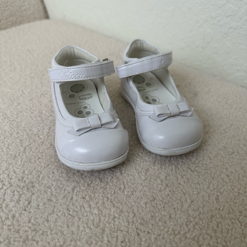 Chico Baby Girl Shoes White Leather Italian Vera Pelle Size 20 EU And US 4.5